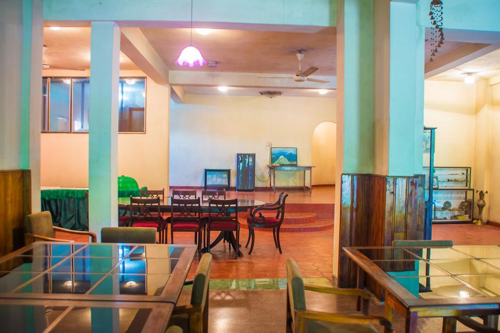 Hotel Gem Land Ratnapura Exterior foto
